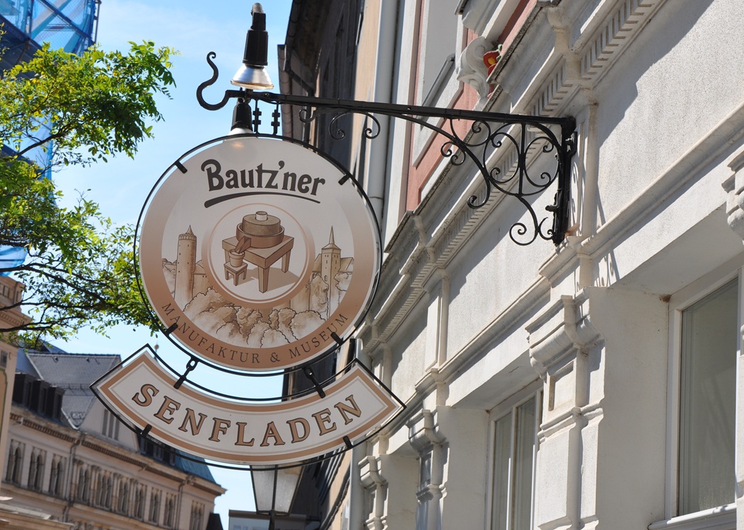 Schild des Bautzner Senfladen_c_TourismusMarketingGesellschaftSachsen
