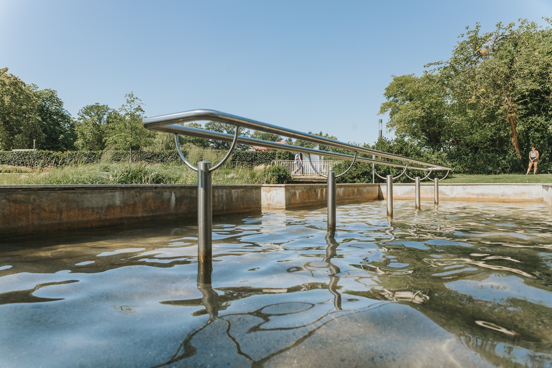 Wasser-Tretbecken Kurpark _ Stadt Bad Salzuflen_M