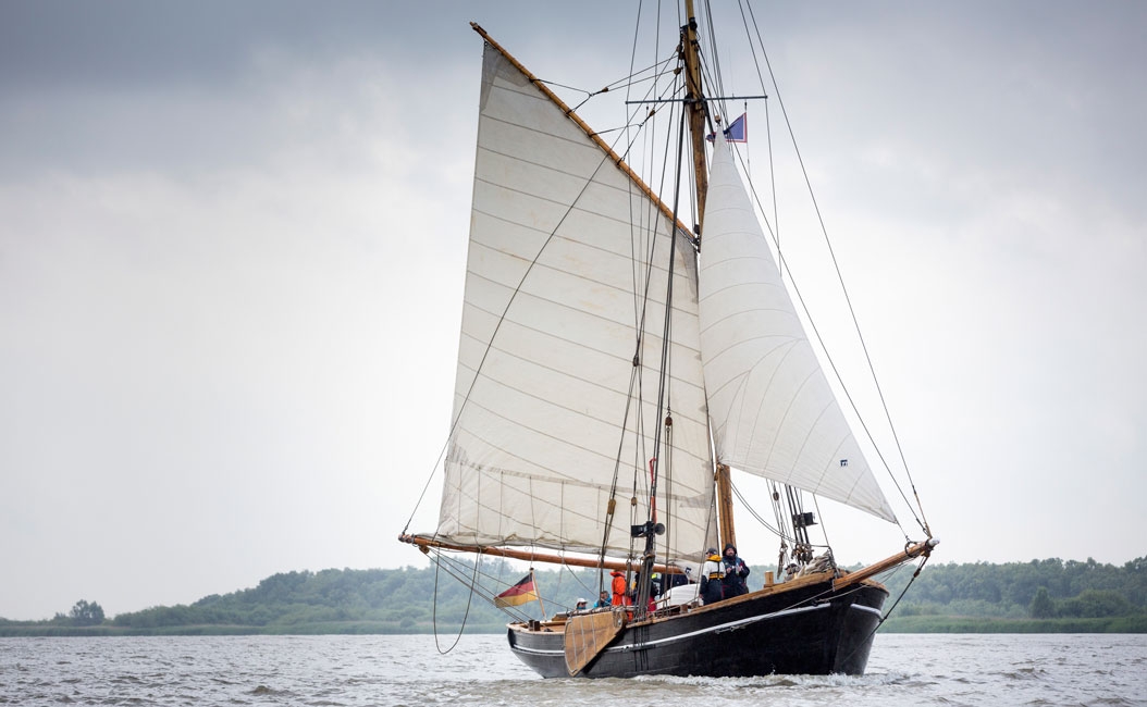 glckstadt-gerald-hnel-garp-nmmonrn9e75boilhv2k6m44rs04fctifspc0mnwqg4