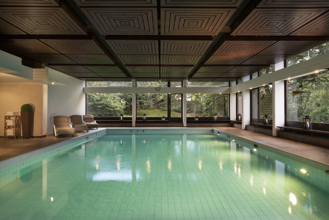 SBS_129_Pool